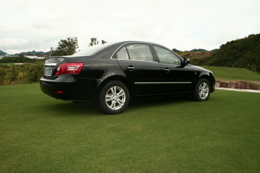  Hyundai Sonata Sedan 2008 года  (фото 13 из 15)